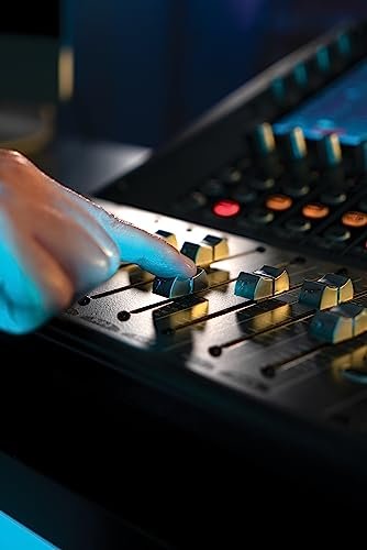 Peavey Aureus 28-channel Digital Mixer