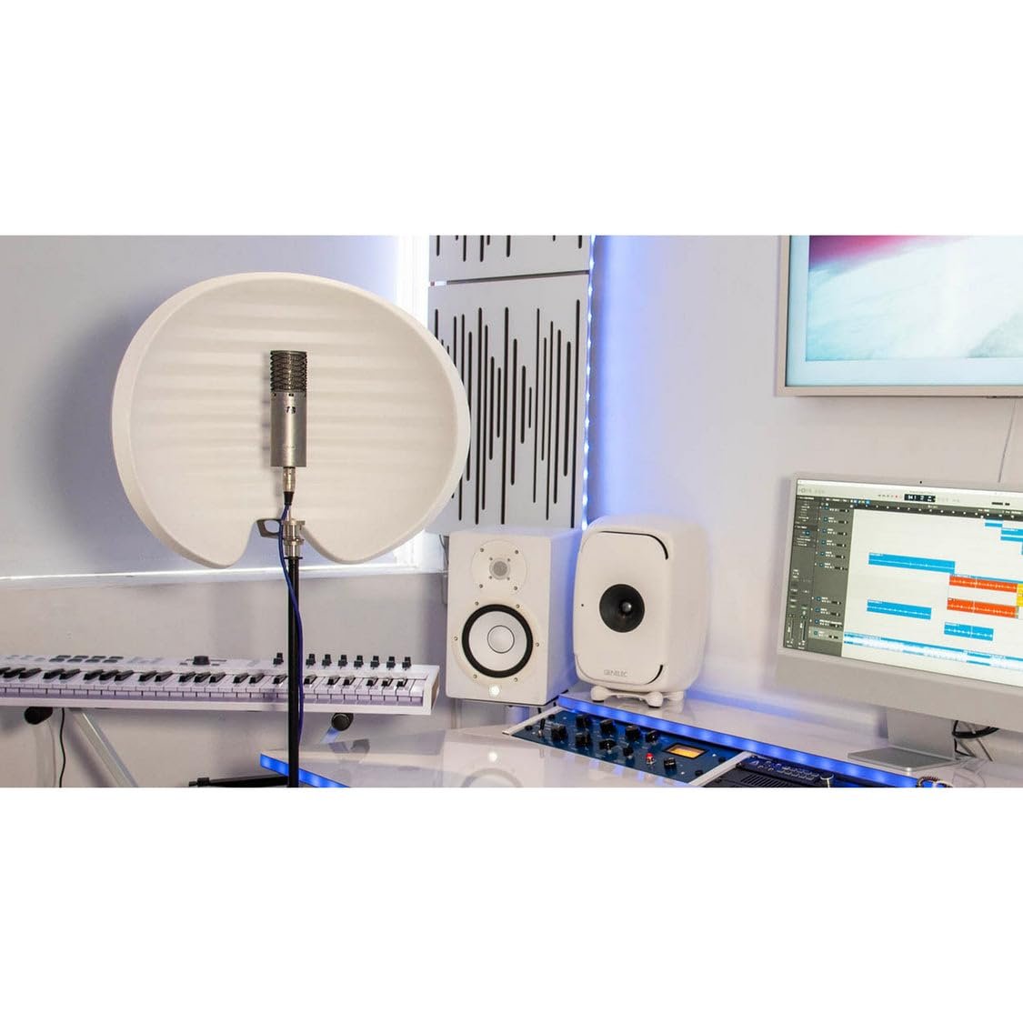 Aston Microphones Halo Ghost Reflection Filter and Portable Vocal Booth, White