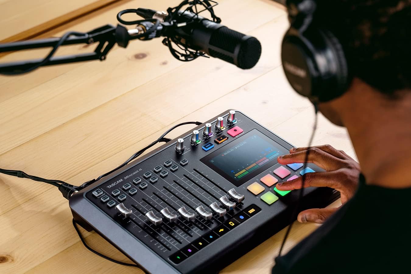 Tascam Mixcast 4 Podcast Studio Mixer Station with built-in Recorder / USB Audio Interface