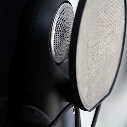 Aston Microphones ELEMENT BUNDLE The World's First 'People's Microphone' - Cardioid Studio Microphone with all-new Ridyon™ Capsule