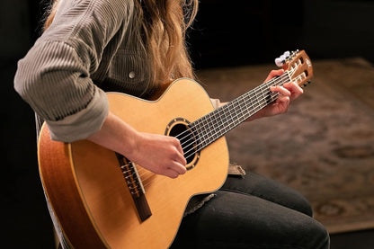 Ortega Guitars 6 String Family Series 3/4 Size Nylon Classical Guitar w/Bag, Right, Cedar Top-Natural-Satin, (R122-3/4)