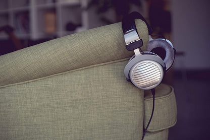 beyerdynamic DT 990 Premium Edition 250 Ohm Over-Ear-Stereo Headphones. Open design, wired, high-end, for the stereo system