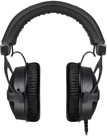 beyerdynamic DT 770 PRO 250 Ohm Over-Ear Studio Headphones in Black. Closed Construction, Wired for Studio use, Ideal for Mixing in The Studio