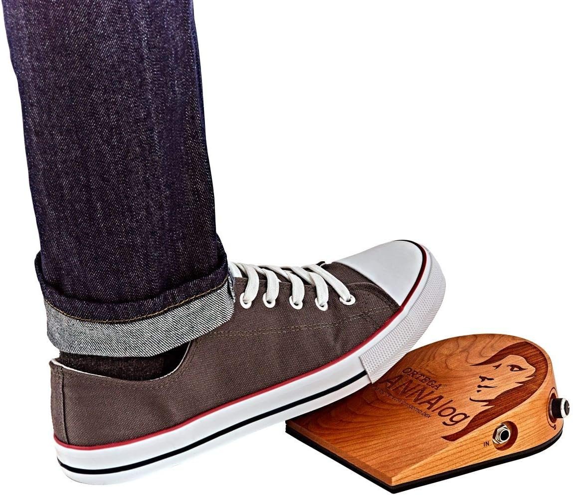 Ortega Guitars Analog Singer-Songwriter Stomp Box with Built-in Passive Piezo for Kick Sound, Natural (ANNALOG)