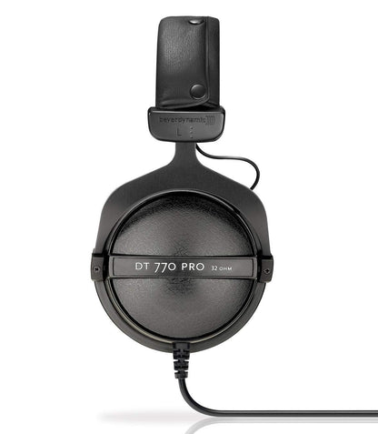 beyerdynamic DT 770 PRO 250 Ohm Over-Ear Studio Headphones in Black. Closed Construction, Wired for Studio use, Ideal for Mixing in The Studio