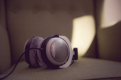 beyerdynamic DT 880 Premium Edition 250 Ohm Over-Ear-Stereo Headphones. Semi-Open Design, Wired, high-end, for The Stereo System