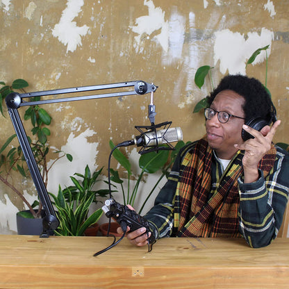Heil’s PL 2T Fully Articulating, Professional-Quality Microphone Boom Arm for Video Podcasting, Broadcasting, Voiceover, At-Home, In-Studio Applications