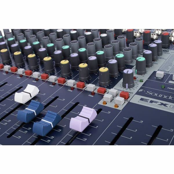 Soundcraft EFX8 High-Performance 8-Channel Lexicon Effect Mixer